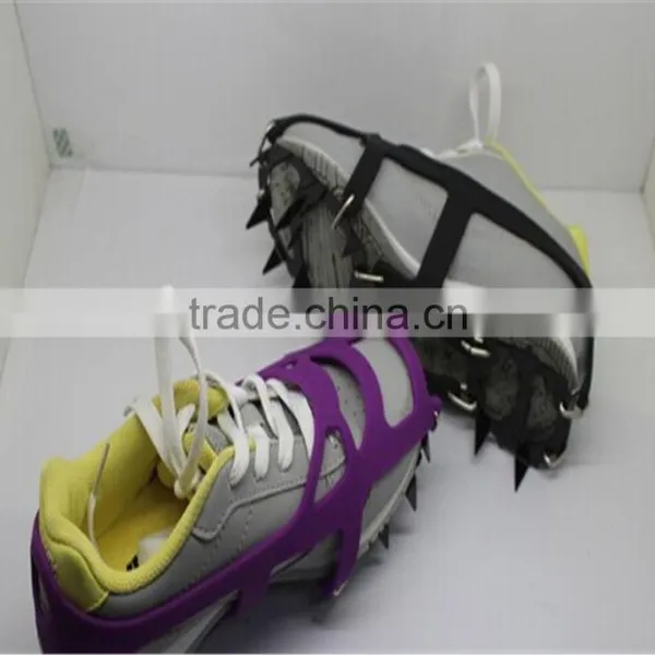 Antifrozen and Antiskid Silicone Rubber Snow Shoes With Stainless Spikes photo-2