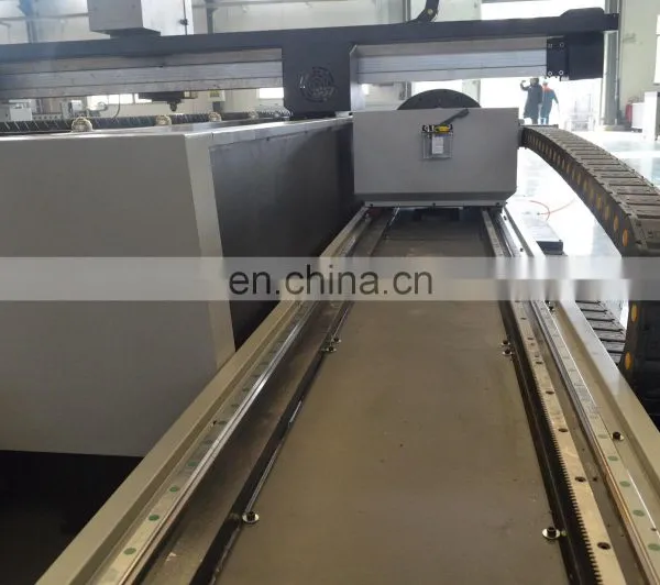 TIPTOPLASER Supply Plate and Tubes 1000w Fiber Laser Cutting Machine for Metal Round Square Tube photo-4