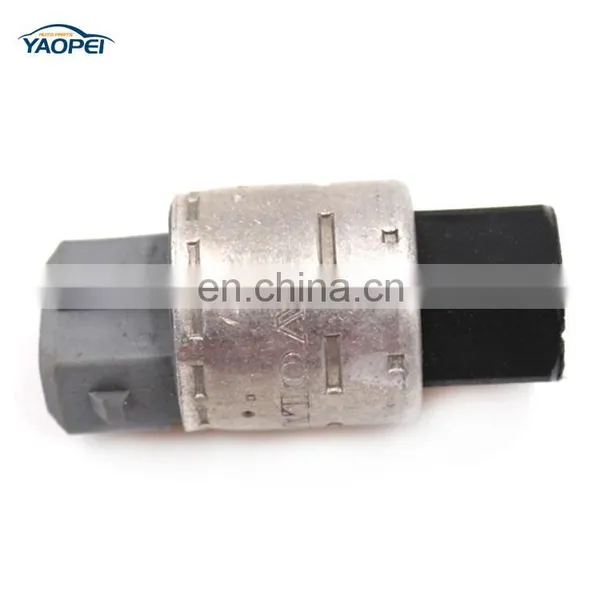30780427 High Quality A/C Pressure Transducer Switch For 2004-2012 VOLVO S40 V50 S80 MK2 photo-4