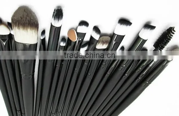 20pcs Makeup Brushes Kit Free Samples photo-4