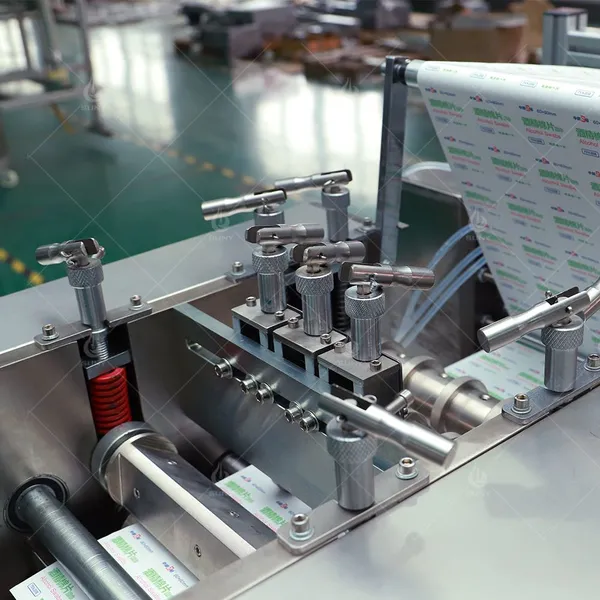 Medical Alcohol Swab Making Machine photo-3