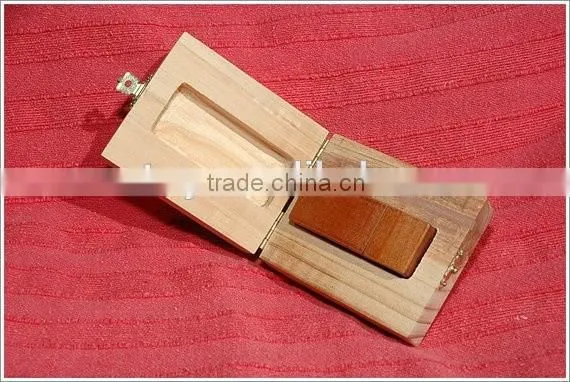Factory Price Hot Selling Usb Wood Usb Flash Drive With Box 4gb 8gb Usb Flash Disk Custom Design Colors