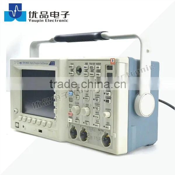 Tektronix TDS3032C Digital Phosphor Oscilloscope 300MHz 2 Channels 2.5GS/s photo-3