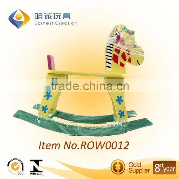 Wooden shaking horse / ride on horse toy for kid