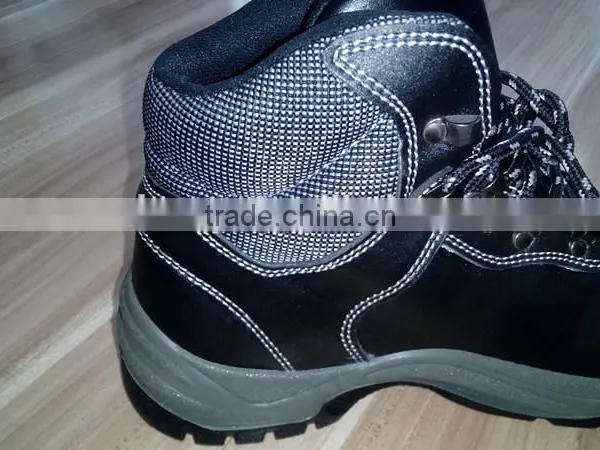 Industrial Low Price Waterproof Oil-resistant Safety Shoe, WT-2005 photo-5