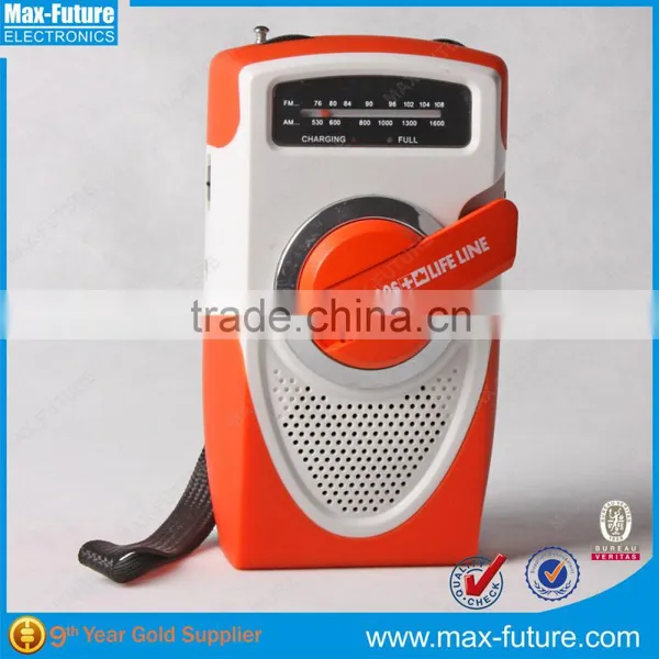 Hand Wind Dynamo Powered AM FM Scan Digital Radio photo-3
