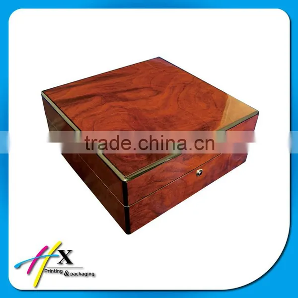 Custom Wooden Watch Display Box