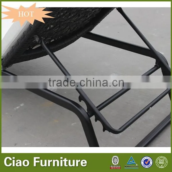 Flower Weaving Outdoor Furniture Plastic Rattan Beach Sun Lounger photo-6