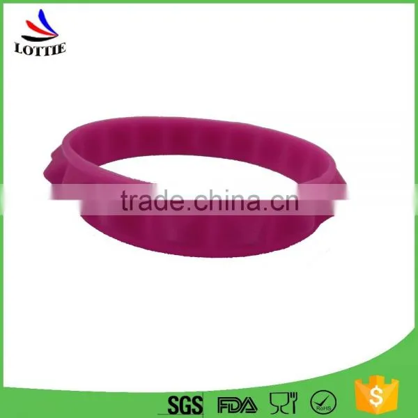 2016 Cheap Price Festival Promotional Fashion Wristband Silicone Bracelets Wholesale photo-2