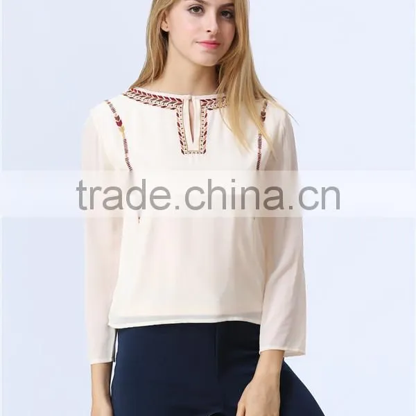 Latest Top Fashion Design Casual Lady Embroidery Blouse photo-5