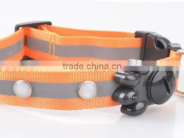 Yl66 Hot Sale Light up Dog Collars LED Dog Neck Belt Dog Necktie photo-3