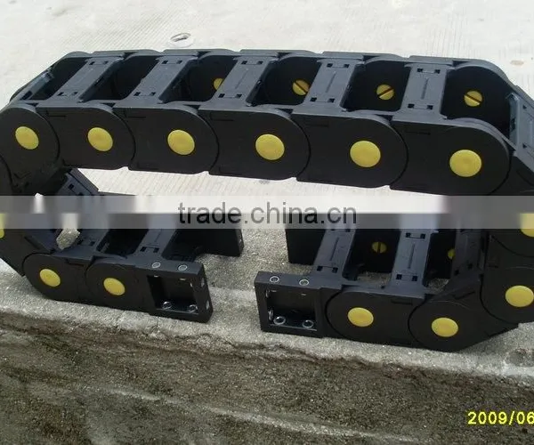 Ultra Durable Delicate Bridge Type Plastic Drag Chain For Machinery photo-5
