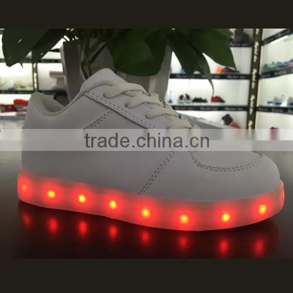 New Design Bluebooth Control Luminous LED Light Shoes for Dancing photo-3