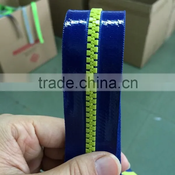 2015 Popular and High Quality Resin Zipper photo-3