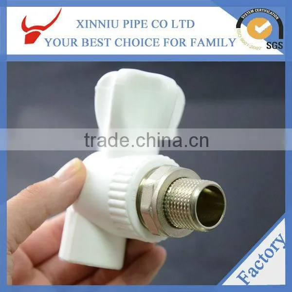 Thermostatic Radiator Valve With Elbow Fitting