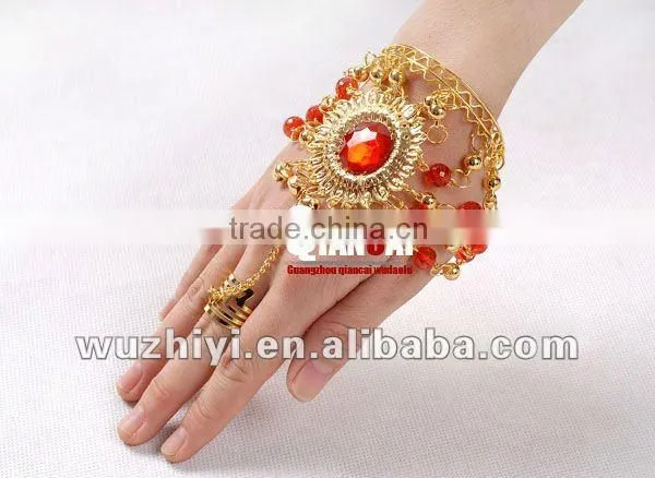wholesale belly dance accessory bracelet with rings attached and big ruby (T010)