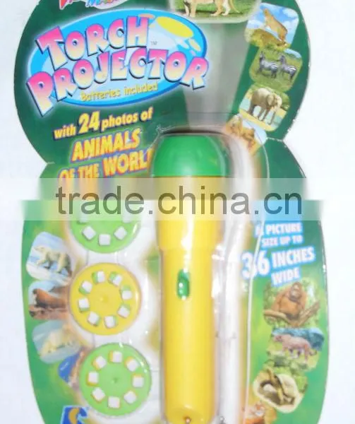 TORCH PROJECTOR WITH 24 PHOTOS OF ANIMALS OF THE WORLD