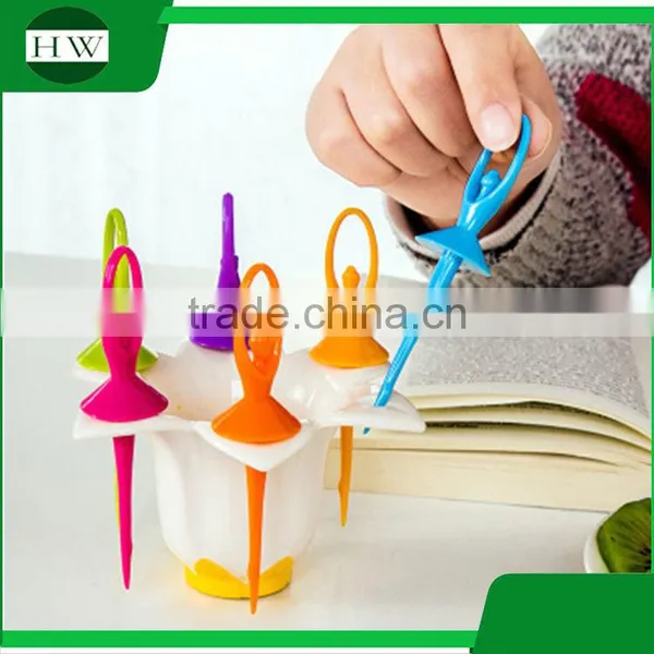 Eco Plastic Tableware Cartoon Ballet Flower Fruit Fork Set photo-2