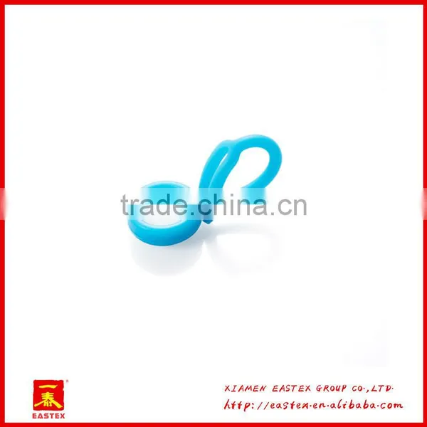 Multipurposed Button Silicone Pothook photo-4