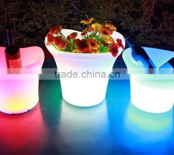 New Fashionable Design Garden Decor Led Plastic Flower Pots photo-3