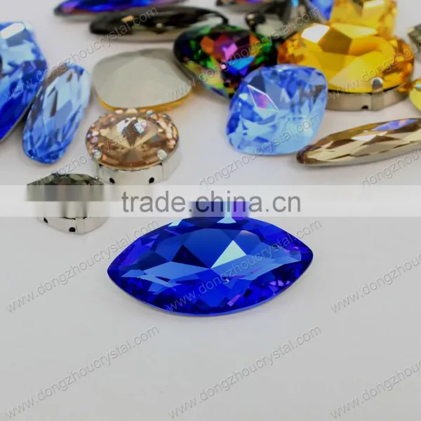 Fashionable Wholesale Heart Crystal Beads for Wedding Dresses photo-2