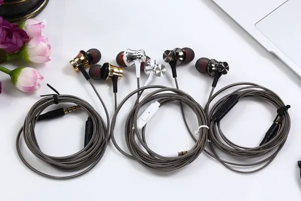 Ufeeling U-30 Metal Spring Listening Bass Android Computer Mobile Phone Games in General and Intercom Earphone Headset photo-3