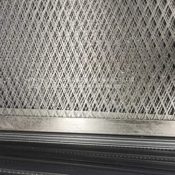 Expanded Aluminum Mesh Cheaper Price Expanded Metal Mesh Fence photo-4