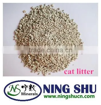 Bentonite Cat Litter as Cats Dogs Clean up Product photo-2