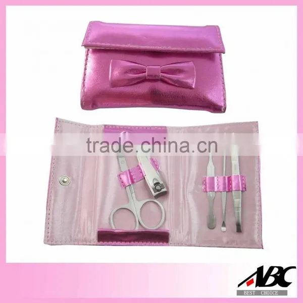 Cute Carry Bag Shape Manicure And Pedicure Set photo-2