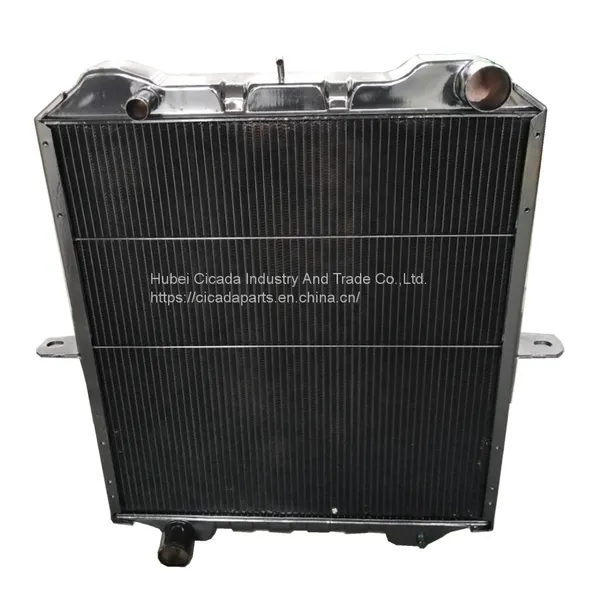 DECA300 240 360 Radiator for Isuzu Truck Npr 897148287 897148287J photo-2