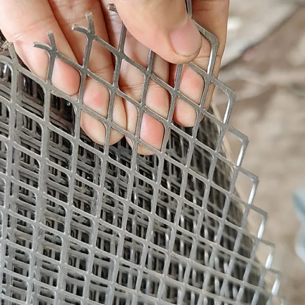 Expanded Metal Mesh for Industrial Machine Guarding, 1.5mm Thick, 8x16mm Opening, Safety Barrier photo-3
