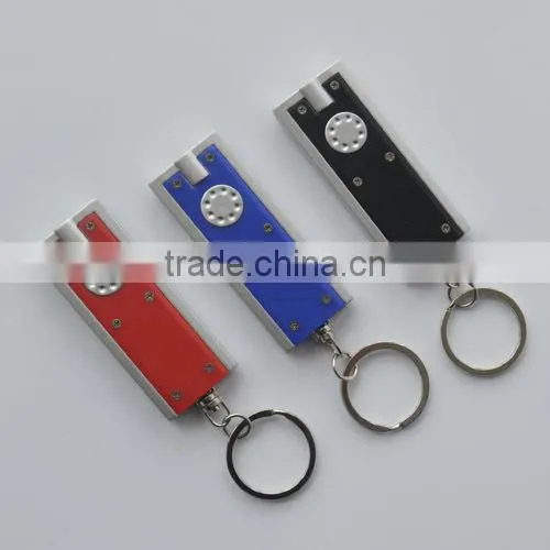 Hot Selling Cheap Plastic Promotional Fish Shape CE&ROHS Mini Led Keychain photo-3