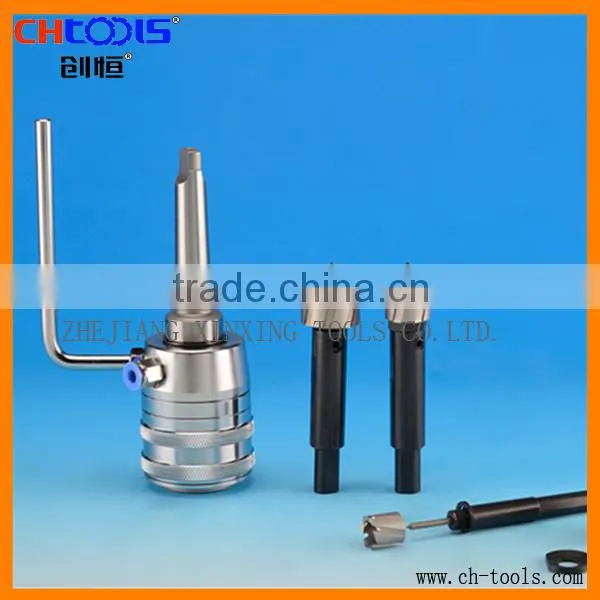 Adapter Switching for Universal Travel Adapter photo-2