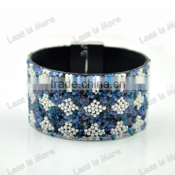 Wholesale Expandable Bangle With Crystal Bead