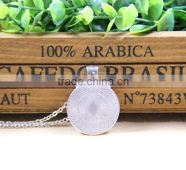 XP-TGN-HE-129 Wholesale Glass Cabochon Necklace In Alloy photo-3