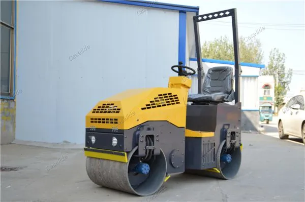 Small Vibratory Tamping Roller Road Roller Compactor Price Road Roller Used For Asphalt Roads
