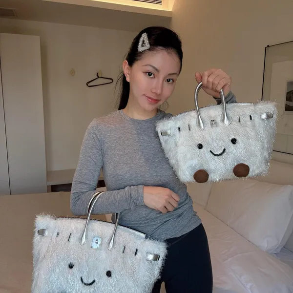Новый стильный дизайн Jlly Cat Doll Bag. Прекрасный плюшевый платиновый мешочек Bk Elf Handbag