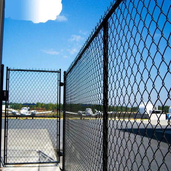 Durable PVC Coated Fencing, Suitable for Protection of Sports Fields Such as Playgrounds, Basketball Courts, Tennis Courts, and Outdoor Soccer Fields. photo-5