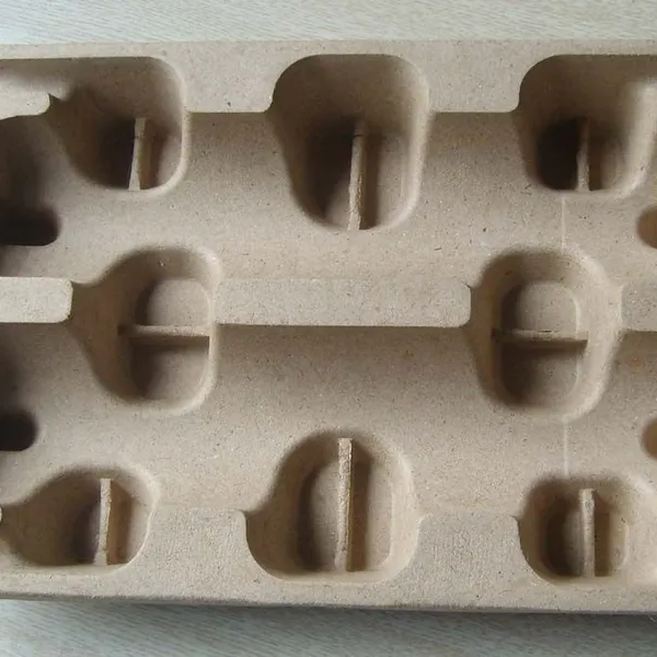 Upright Bottle Tray for Wine Bottle Palletization, Providing Stable 2-Bottle Positioning