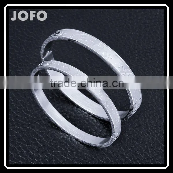 Engraved Antiallergy Couple Bangle Clip On Stainless Steel Bangle Lucky Star Bangle For Women and Men