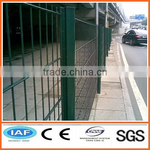 Cheap Standard Wire Mesh Fence photo-3
