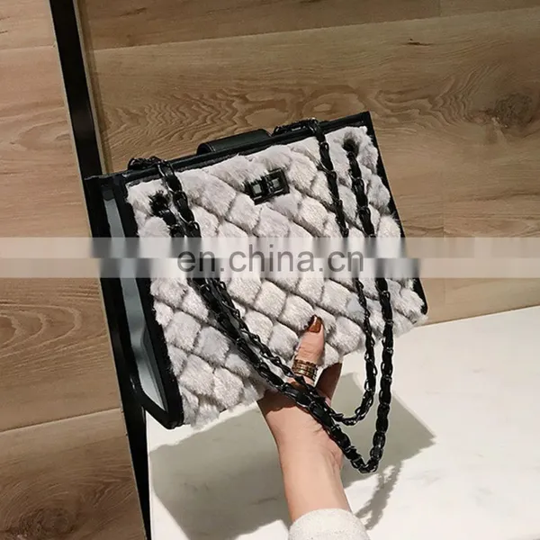 Women Plush Handbag Shopping Bags Large Capacity Tote Diamond Lattice Winter Faux Fur Chain Bag New Contrast Color Crossbody Bag photo-5