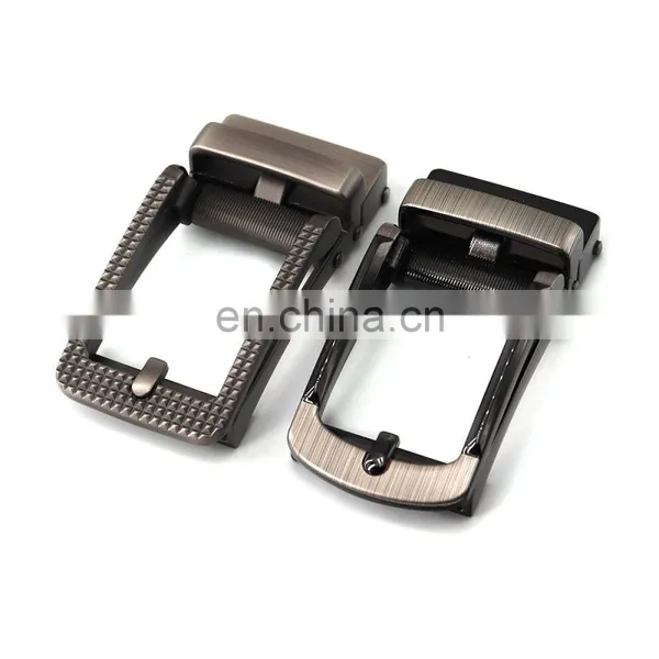 High Quality Custom Logo Engraved Deboss Metal Men Leather Pin Clip Buckle For Belts Wholesale photo-2