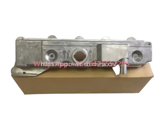 Запчасти для дизельного двигателя Mitsubishi 4M40. Крышка клапанов ME108419