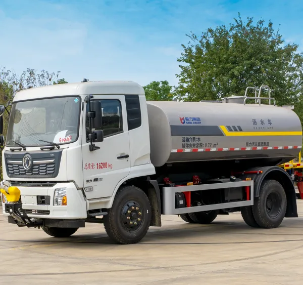 HOWO 4X2 Tanker Truck 10000L Water Spray Truck Price photo-3