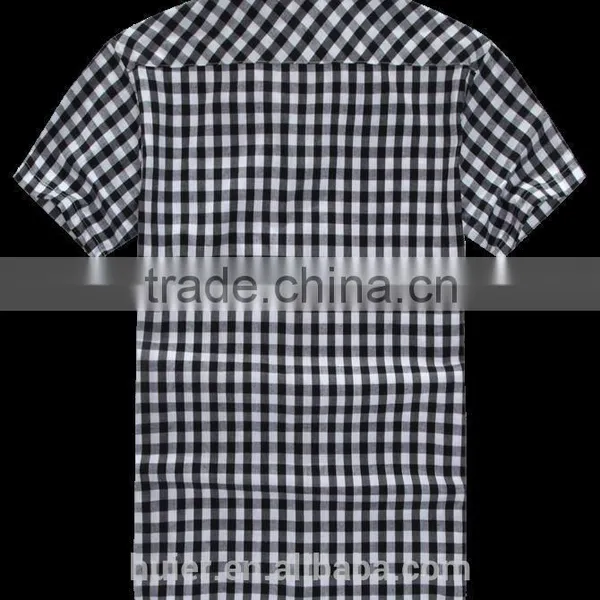 Sexy Young Men Wearing Breathable Short Sleeve Fashion Plaid Check Shirt photo-3