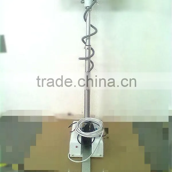 Roof-mounted Light Tower With Camera/telescoping Light Mast/vehicle Mounted Light Tower