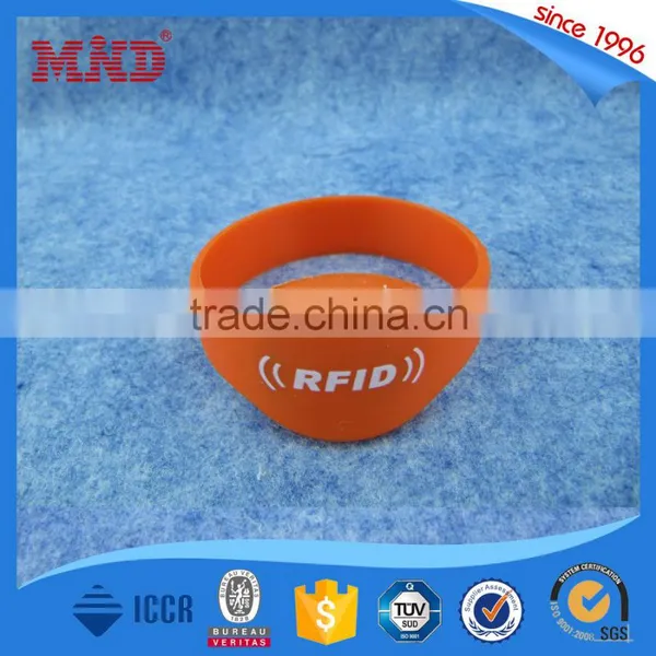 MDSW49 NFC Silicon Wristbands,Active RFID Wristband ,Soft PVC RFID Wristband photo-3