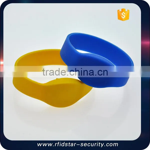 125KHz RFID Compatible ID Bracelet Waterproof Silicone Wristband photo-3