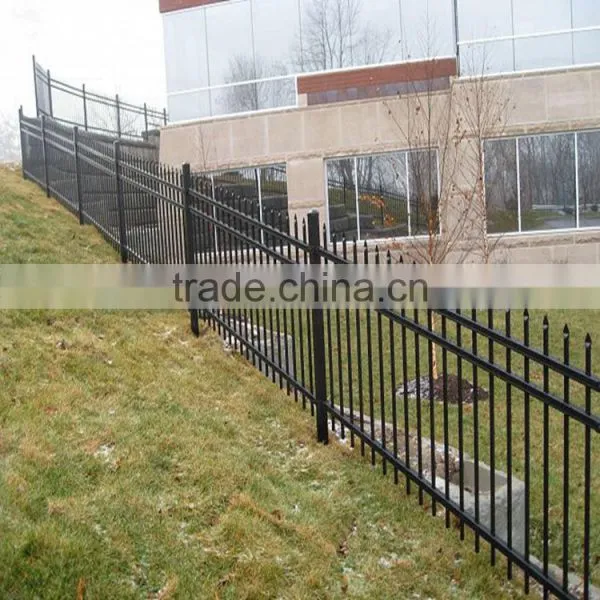 Electrostatic Spraying Commercial Turfed Area Fencing photo-2